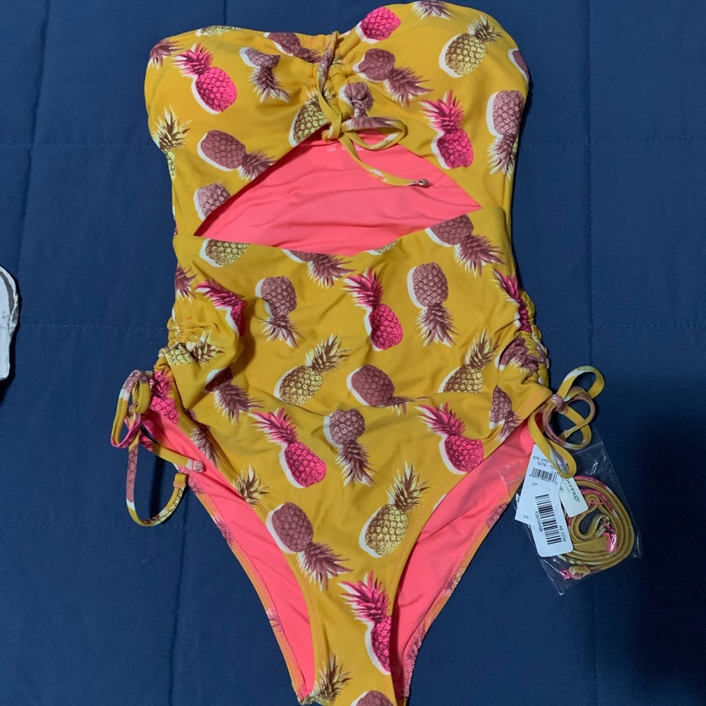 One piece bathing suit